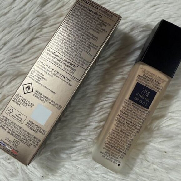 Lancôme Teint Idole Ultra Wear SPF 25 Broad Spectrum Full Coverage Foundation - Picture 3 of 8